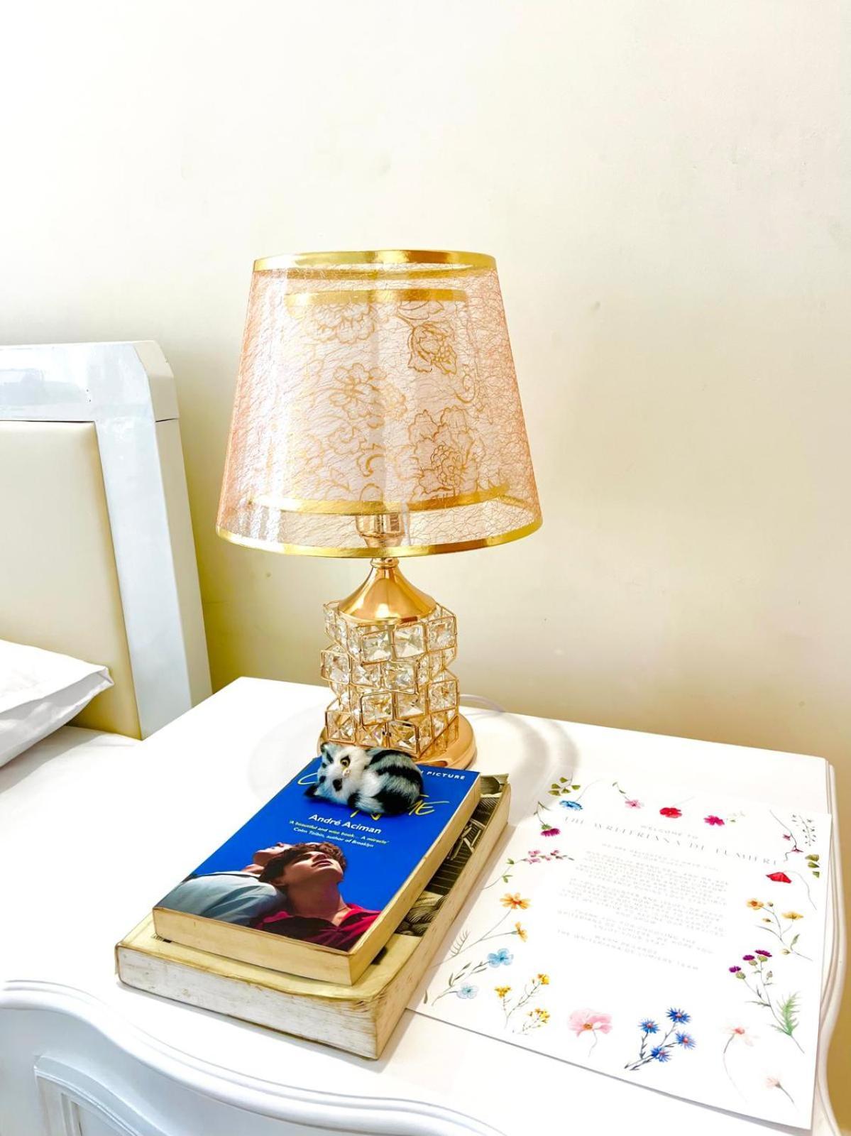 The Writeriana De Lumiere *